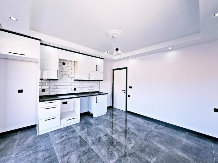 Image No.13-2 Bed Apartment for sale