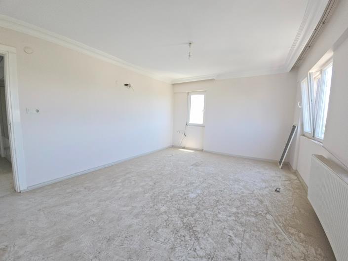 Image No.14-4 Bed Duplex for sale