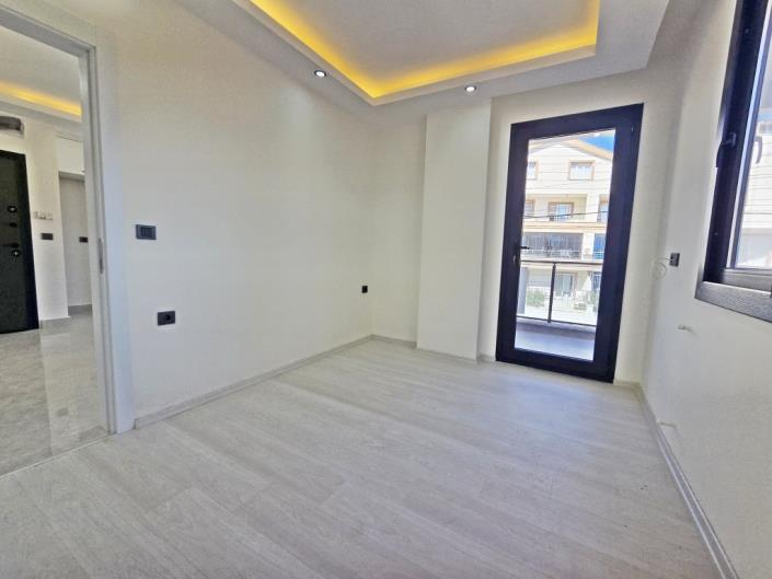 Image No.13-1 Bed Apartment for sale