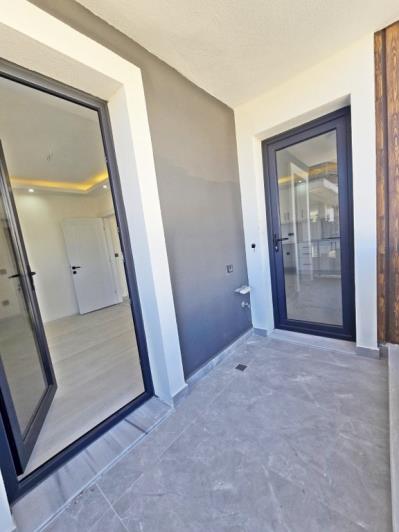 Image No.10-1 Bed Apartment for sale