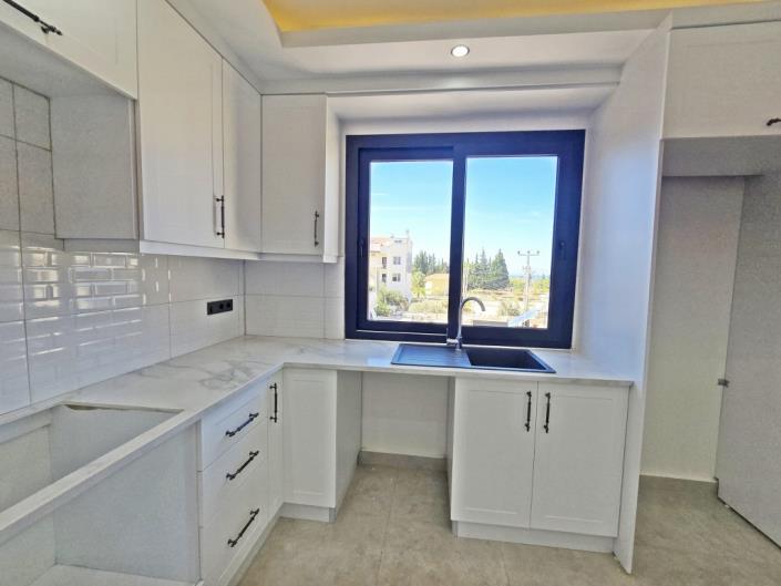 Image No.10-2 Bed Apartment for sale