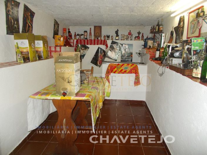 Image No.10-2 Bed House for sale