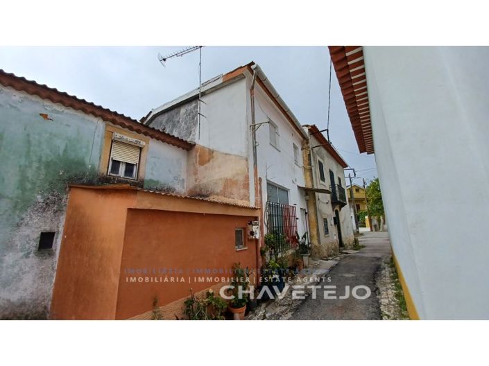 Image No.2-Maison de 1 chambre à vendre à Tomar