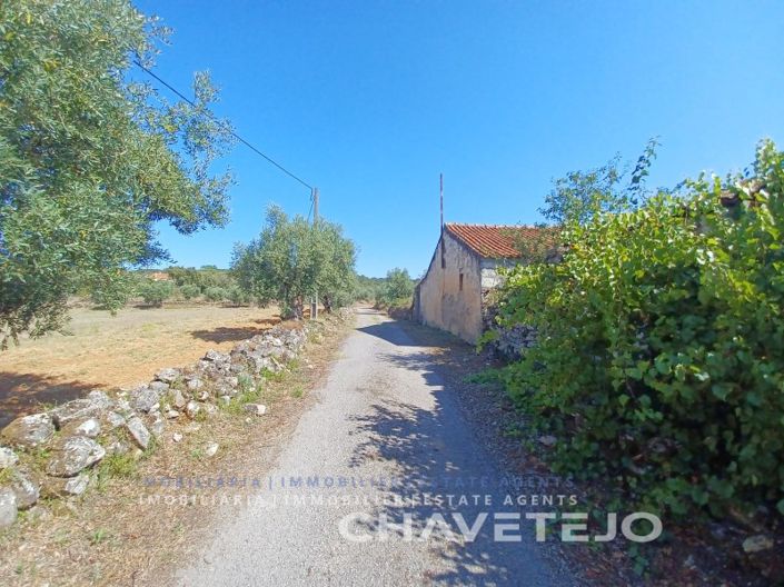 Image No.4-2 Bed House for sale