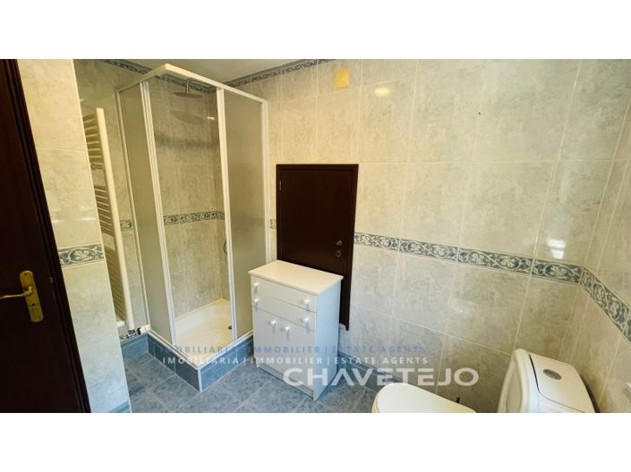 Image No.26-6 Bed Farmhouse for sale