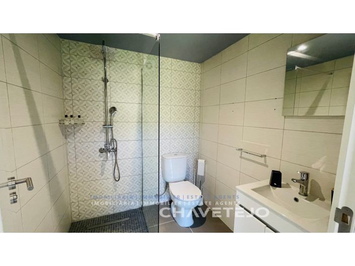 Image No.40-6 Bed Farmhouse for sale