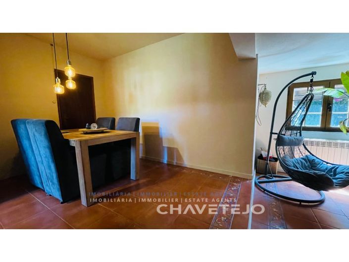 Image No.9-6 Bed Farmhouse for sale