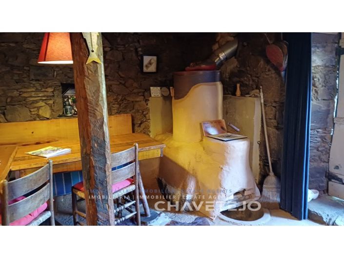 Image No.22-5 Bed Farmhouse for sale