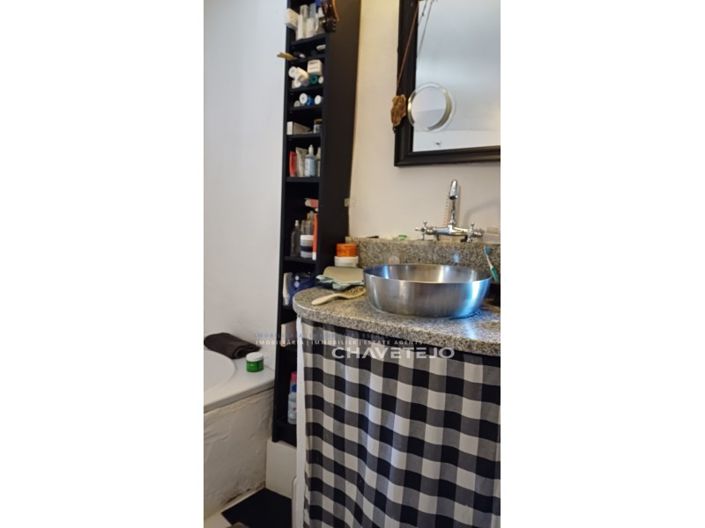 Image No.8-5 Bed Farmhouse for sale