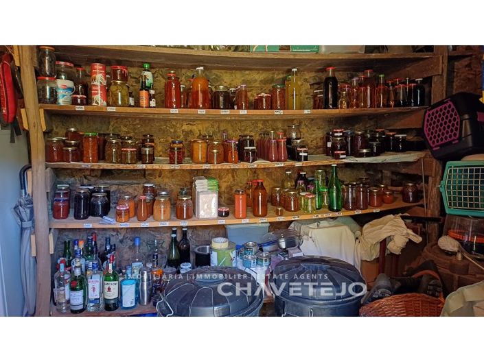 Image No.9-5 Bed Farmhouse for sale