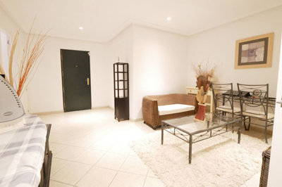 13-5fd73dea700db77384c091ca9818b1a9