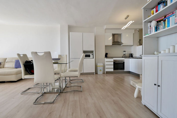 Image No.6-1 Bed Property for sale