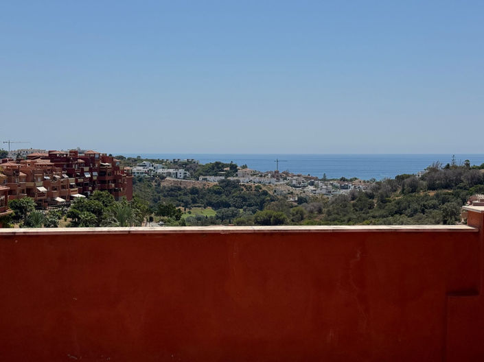 Image No.22-2 Bed Property for sale