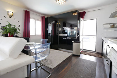 13-5fd73dea700db77384c091ca9818b1a9