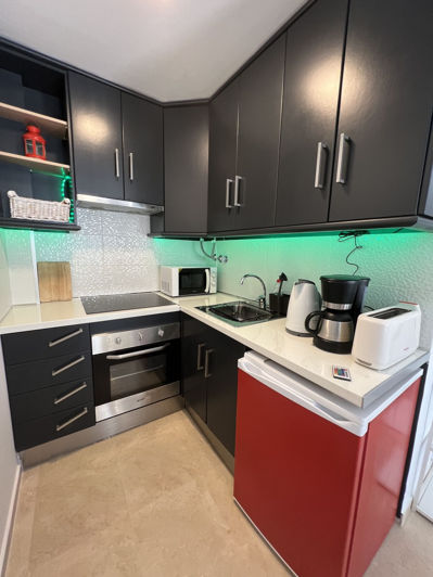 Image No.16-1 Bed Property for sale