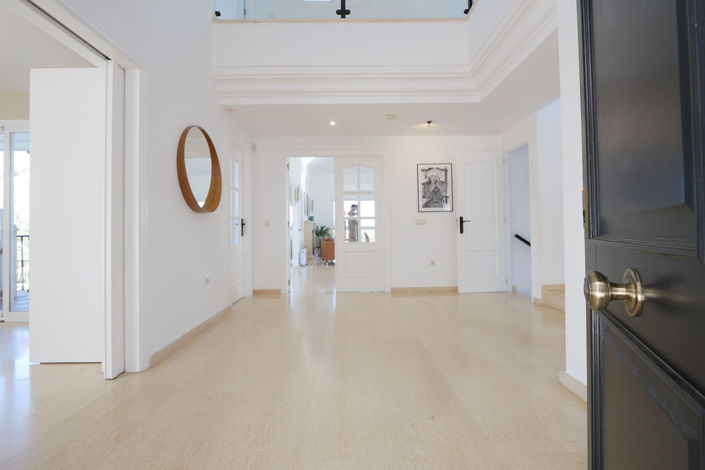 Image No.38-6 Bed Property for sale