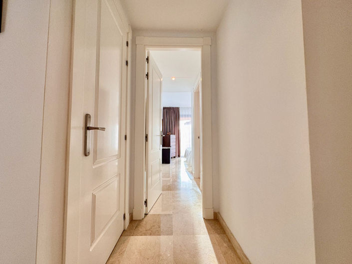 Image No.21-2 Bed Property for sale