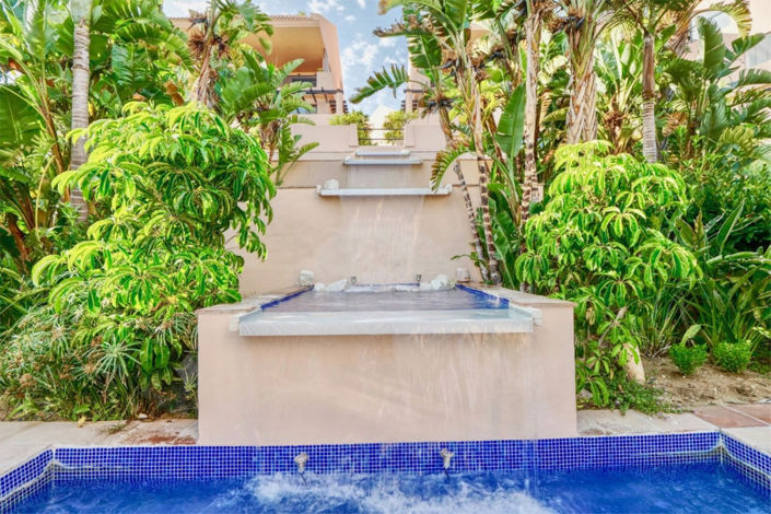 Image No.31-2 Bed Property for sale