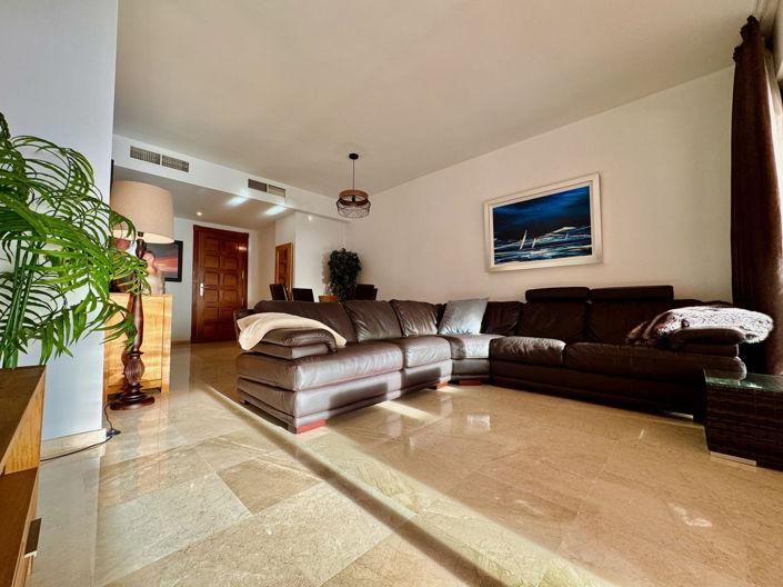 Image No.33-2 Bed Property for sale