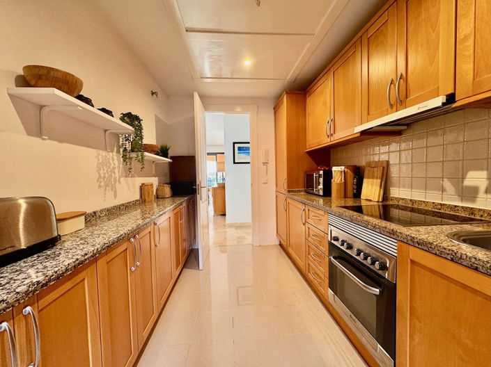 Image No.37-2 Bed Property for sale