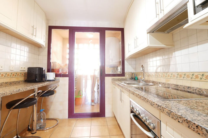 Image No.3-2 Bed Property for sale