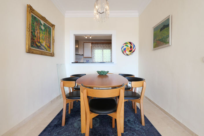 Image No.13-3 Bed Property for sale