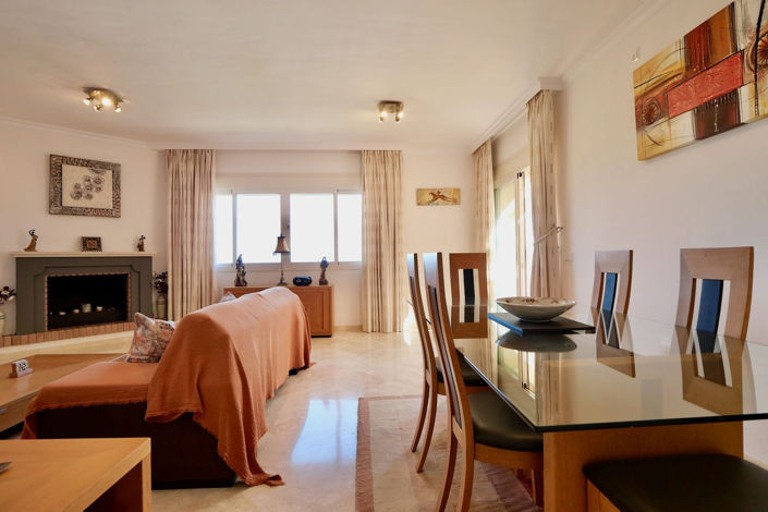 Image No.25-2 Bed Property for sale