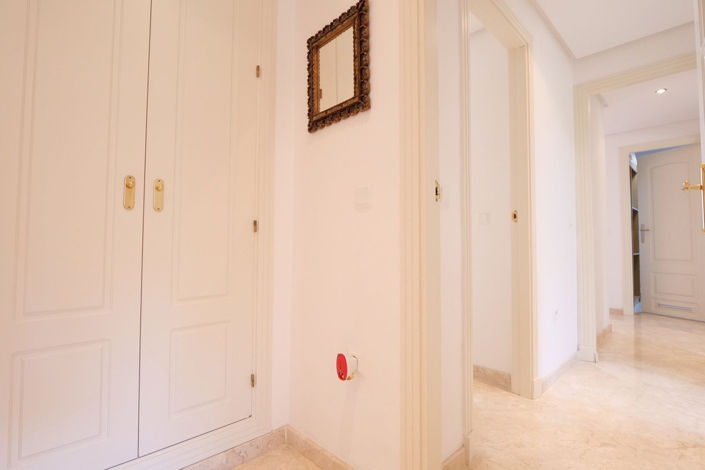 Image No.9-2 Bed Property for sale