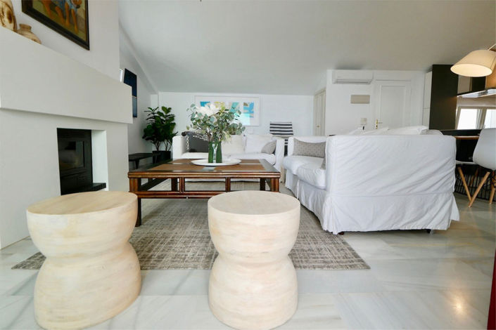 Image No.3-3 Bed Property for sale