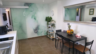 11-20939a0134ad724a8cb2a801094d15a4