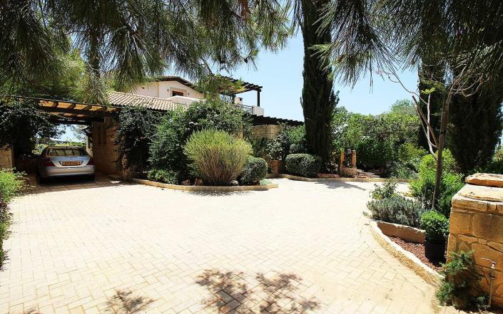 Image No.32-3 Bed Villa for sale