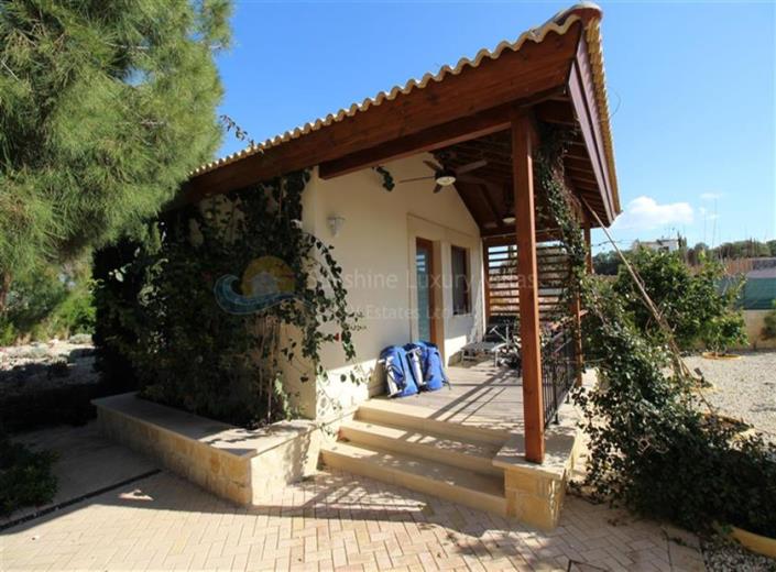 Image No.30-6 Bed Villa / Detached for sale