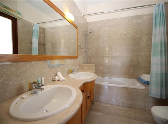 Image No.6-Villa / Détaché de 3 chambres à vendre à Aphrodite Hills