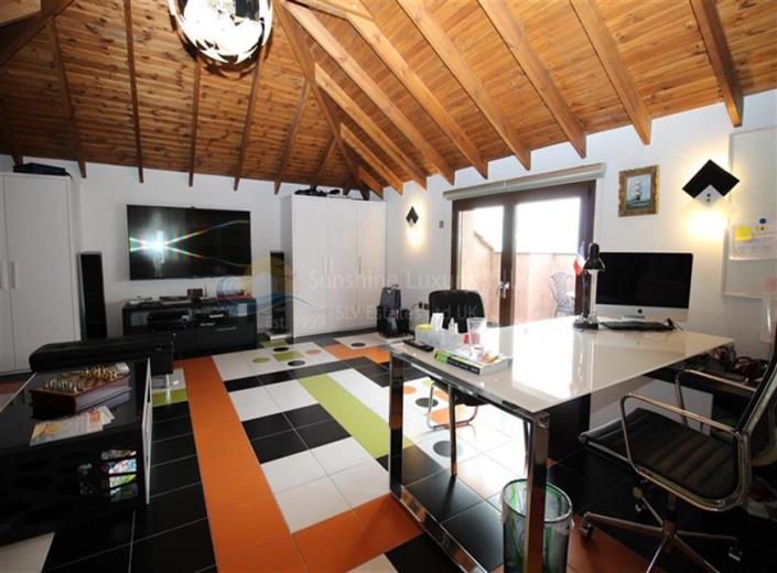 Image No.13-6 Bed Villa for sale