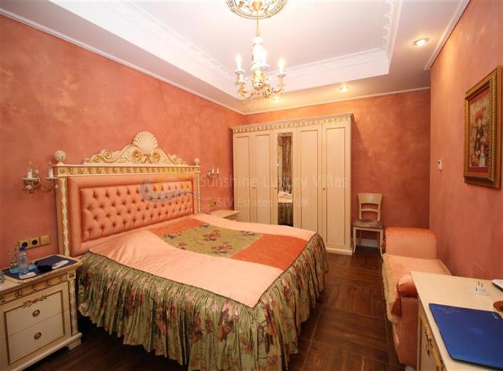 Image No.16-6 Bed Villa for sale