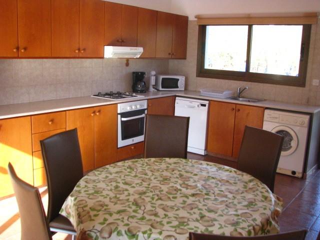 Image No.10-Villa / Détaché de 3 chambres à vendre à Peyia