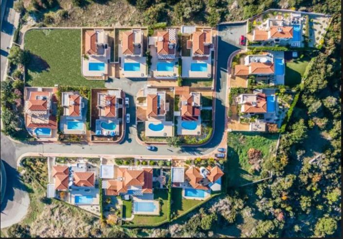 Image No.8-3 Bed Villa / Detached for sale