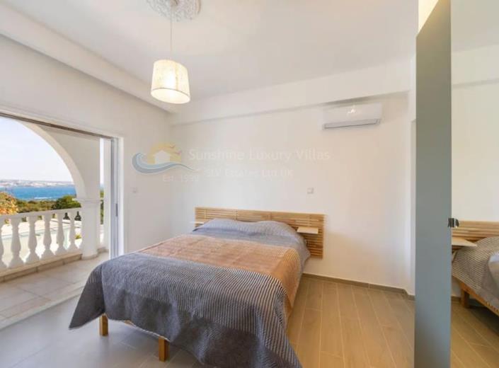 Image No.17-6 Bed Villa / Detached for sale