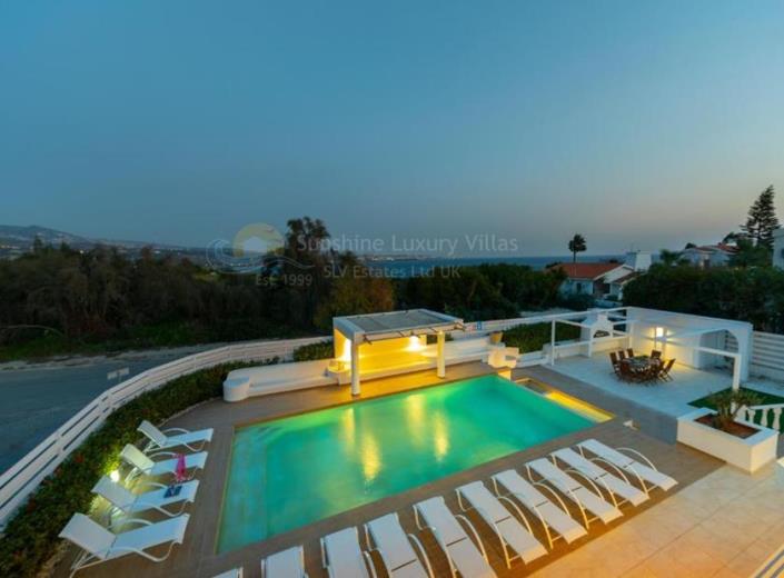 Image No.32-6 Bed Villa / Detached for sale