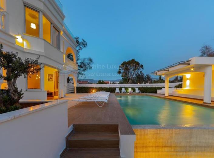 Image No.33-6 Bed Villa / Detached for sale