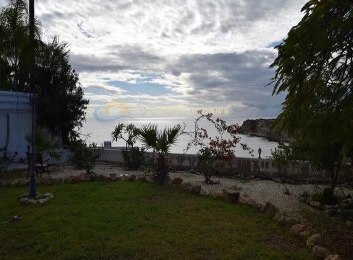 Image No.7-3 Bed Villa / Detached for sale