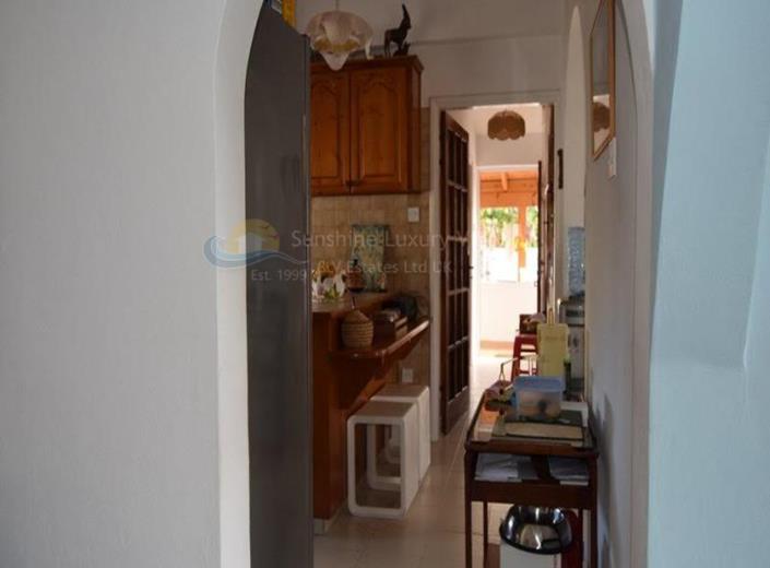 Image No.20-3 Bed Villa / Detached for sale