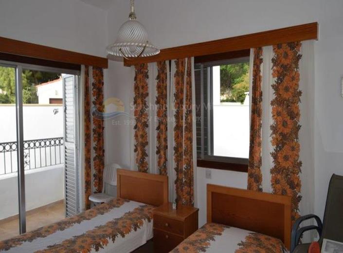 Image No.25-3 Bed Villa / Detached for sale