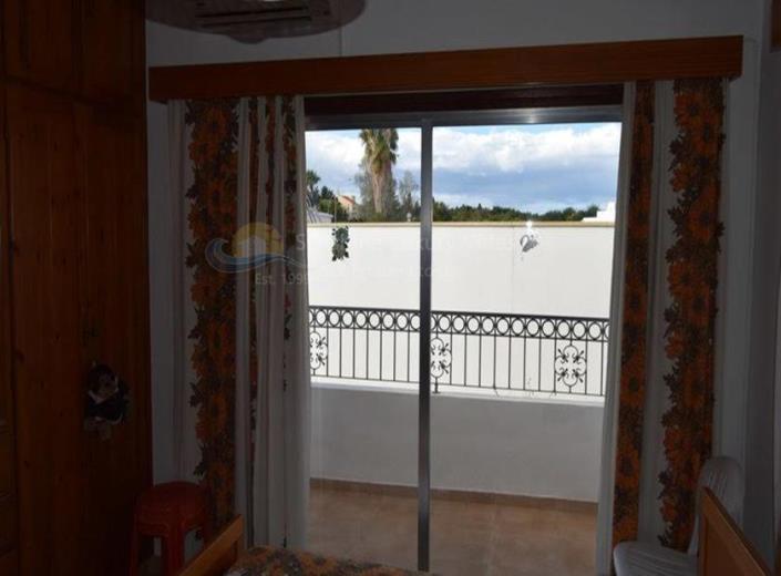 Image No.27-3 Bed Villa / Detached for sale