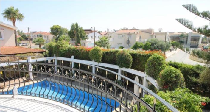 Image No.3-5 Bed Villa for sale