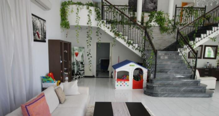 Image No.5-5 Bed Villa for sale