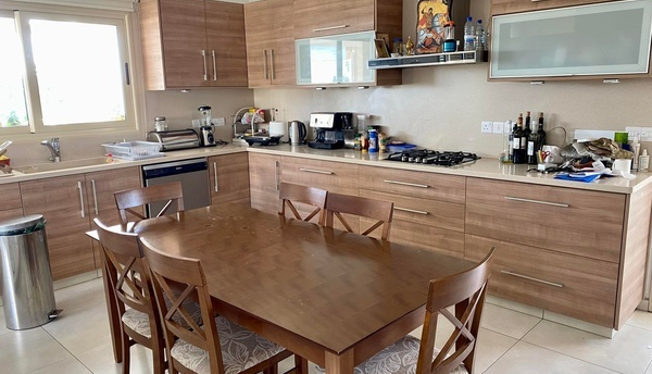 Image No.3-Maison / Villa de 5 chambres à vendre à Kato Paphos