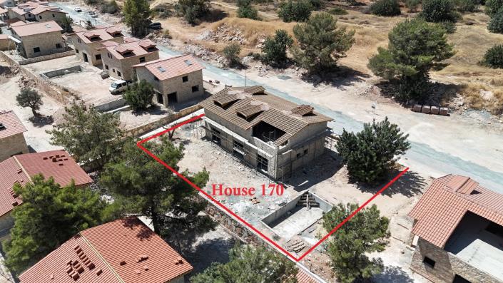 Image No.8-6 Bed Villa for sale