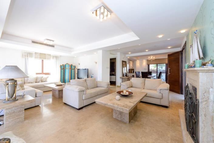 Image No.4-3 Bed Villa for sale