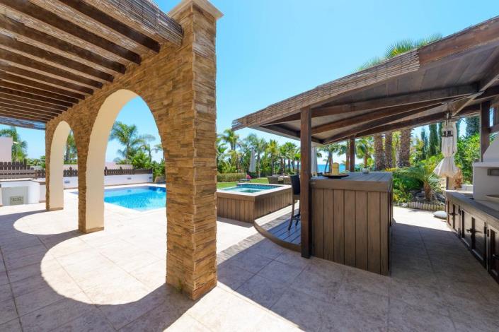 Image No.28-3 Bed Villa for sale